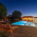 My Dalmatia - Galleli With Private Pool Galovac (Zadar)