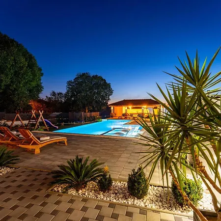 アパート My Dalmatia - Galleli With Private Pool *