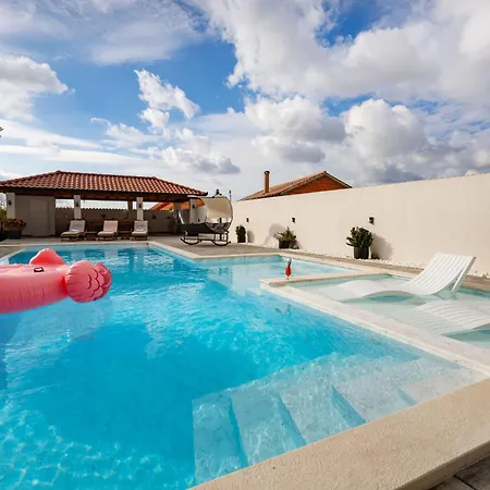 My Dalmatia - Galleli With Private Pool Galovac