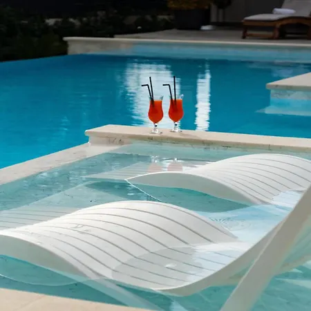 My Dalmatia - Galleli With Private Pool アパート *