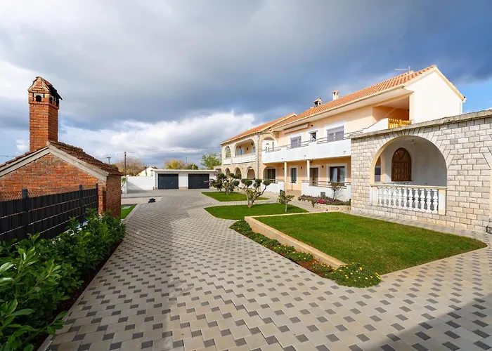 My Dalmatia - Galleli With Private Pool Lejlighed Galovac (Zadar)